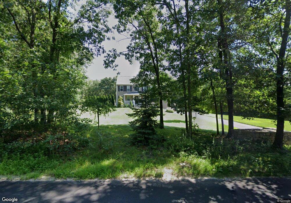 256 Ridge Rd, Smithfield, RI 02917 - photo 1