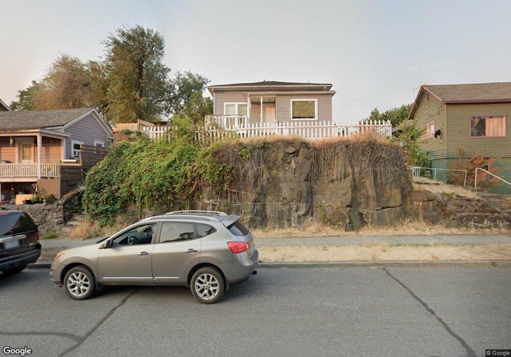 214 W 6th St, the Dalles, OR 97058 - photo 1