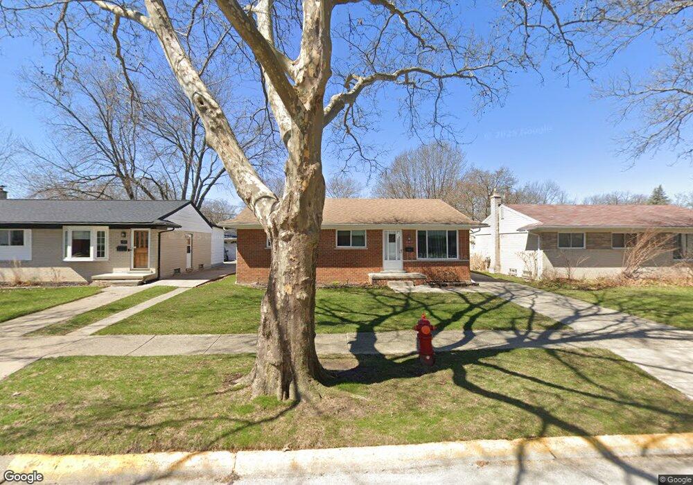 369 N Chocolay Ave, Clawson, MI 48017 - photo 1