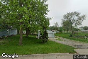 615 Ringgold St, Sigourney, IA 52591