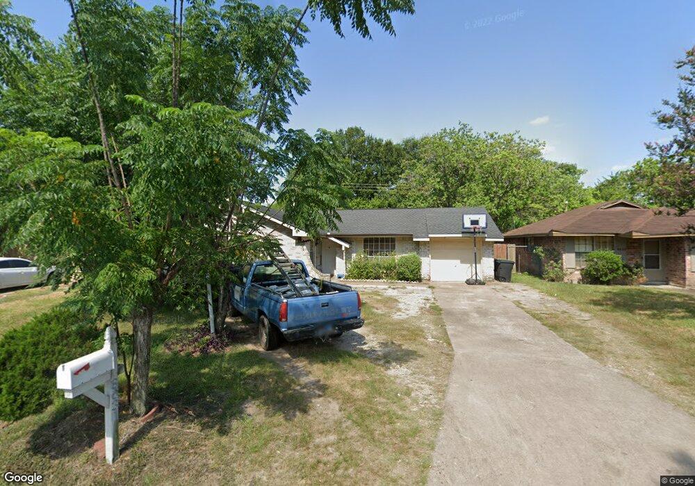 8631 Cottage Gate Ln, Houston, TX 77088 - photo 1