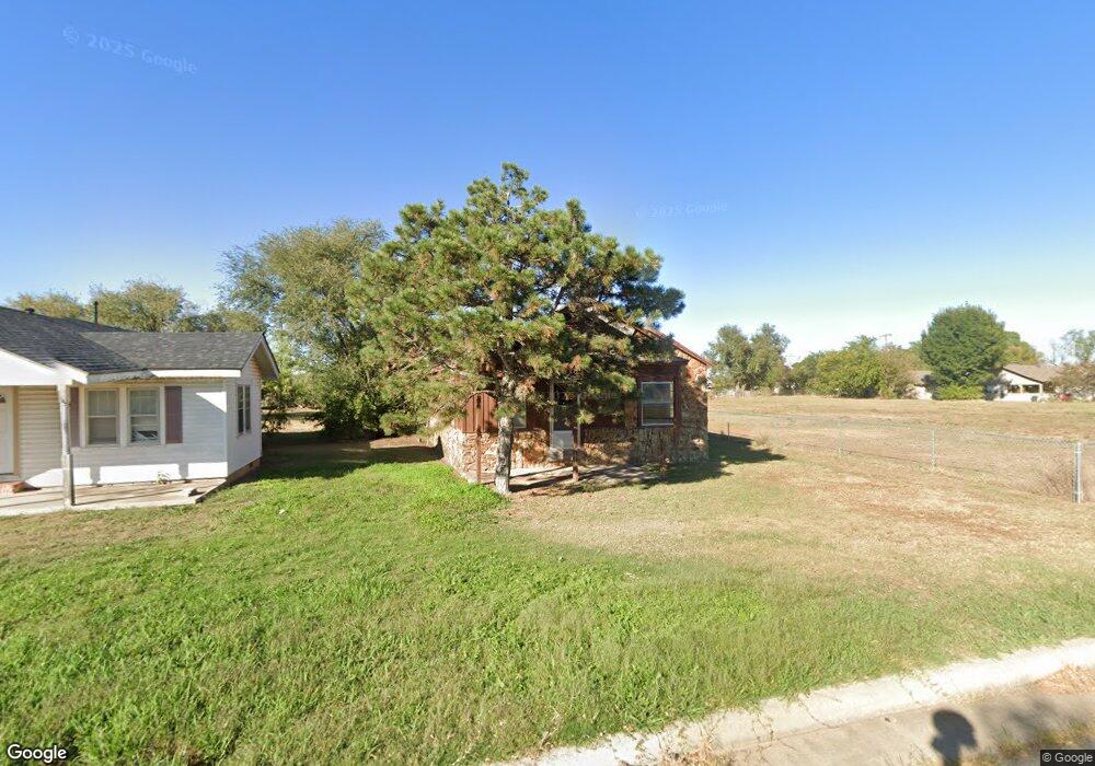 1830 W Wiley St, Shawnee, OK 74804 - photo 1