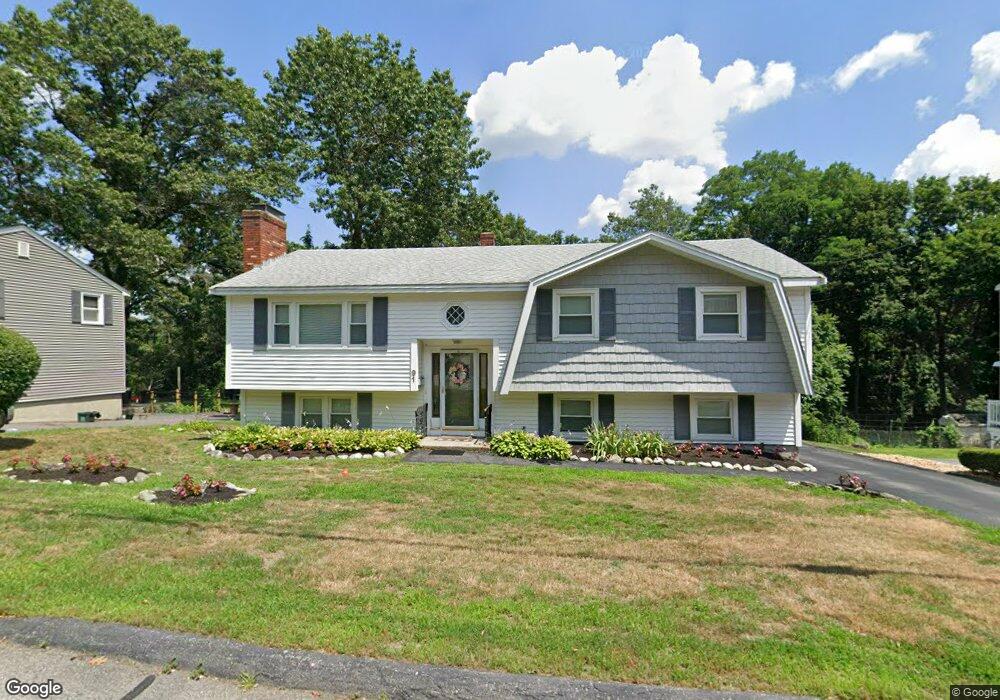 91 Llewellyn St, Lowell, MA 01850 - photo 1