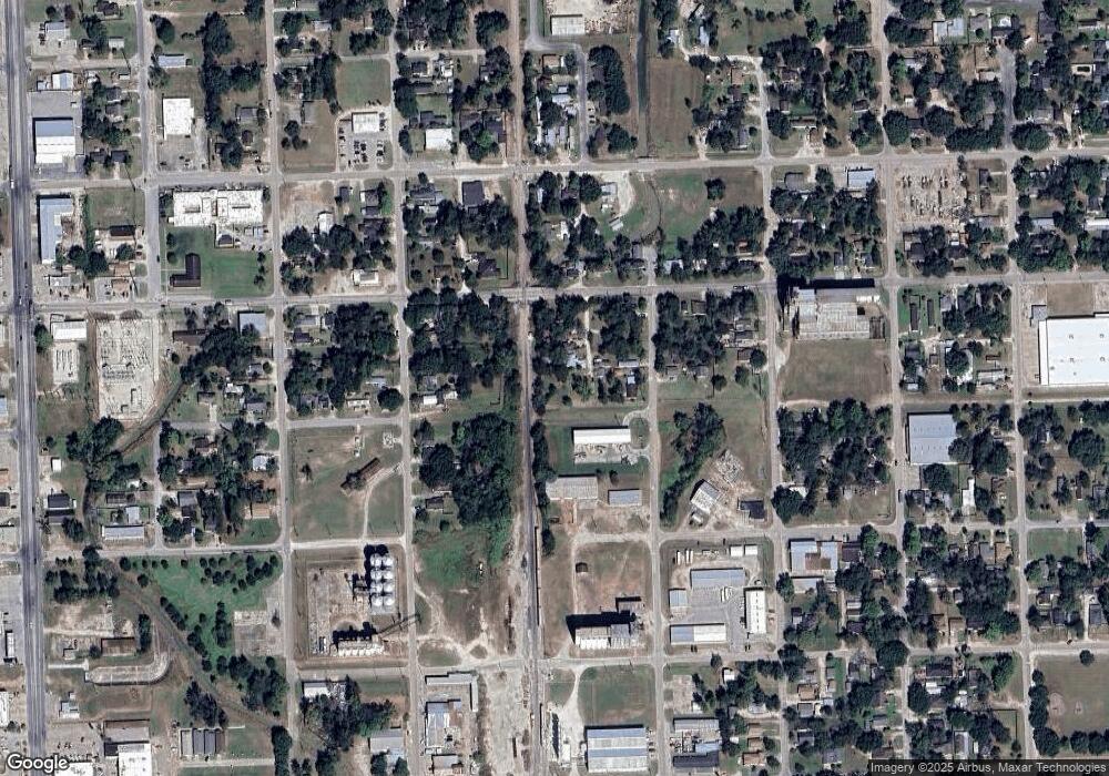 2101 11th St, Bay City, TX 77414 - photo 1