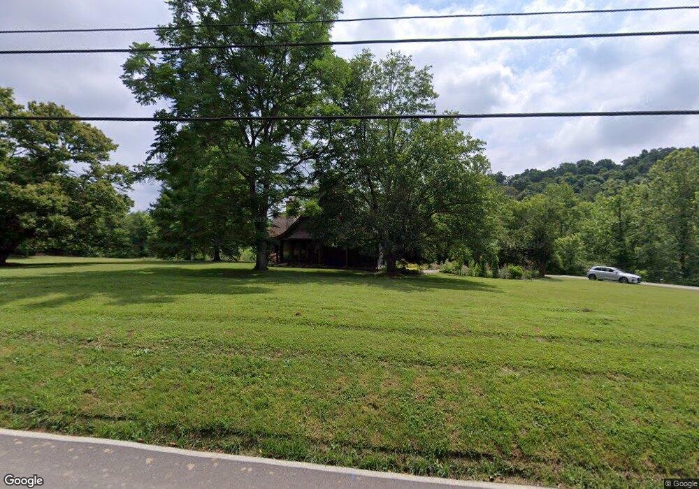 8760 Atkins Rd, Floyds Knobs, IN 47119 - photo 1