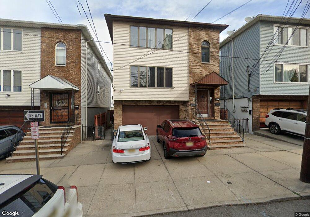 70 Stuyvesant Ave, Jersey City, NJ 07306 - photo 1