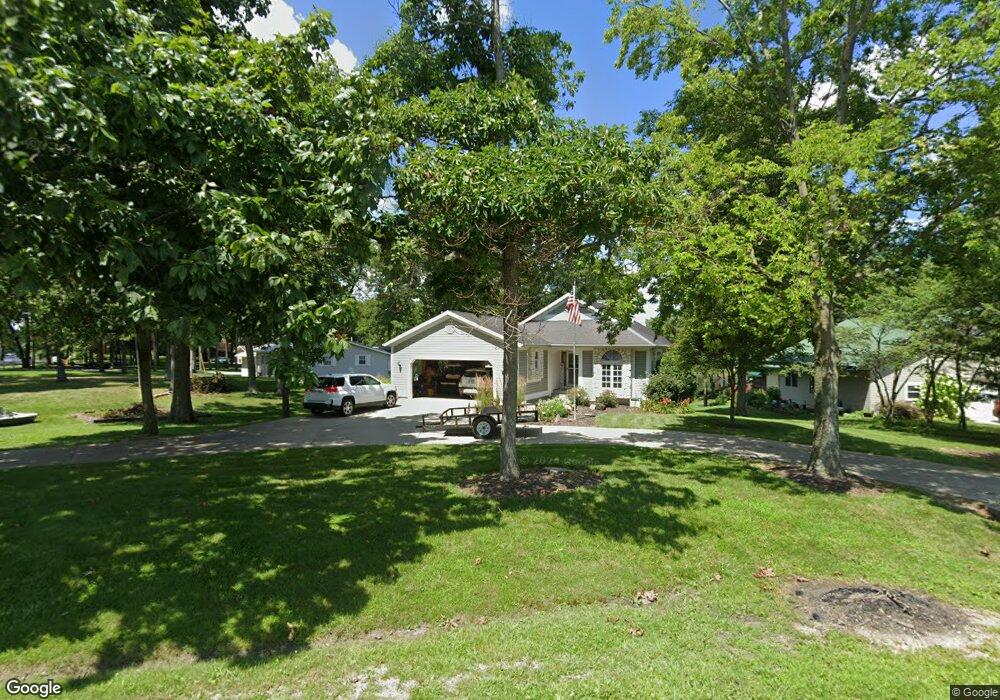 15901 N Hillcrest Dr, Effingham, IL 62401 - photo 1