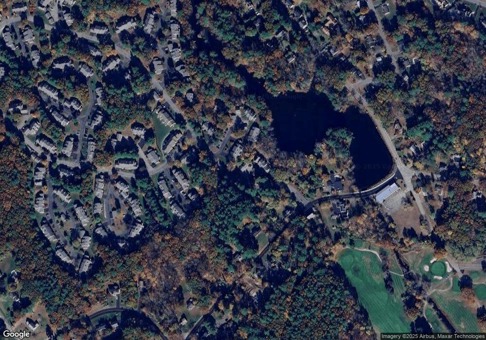 92 Laurelwood Dr, Hopedale, MA 01747 - photo 1