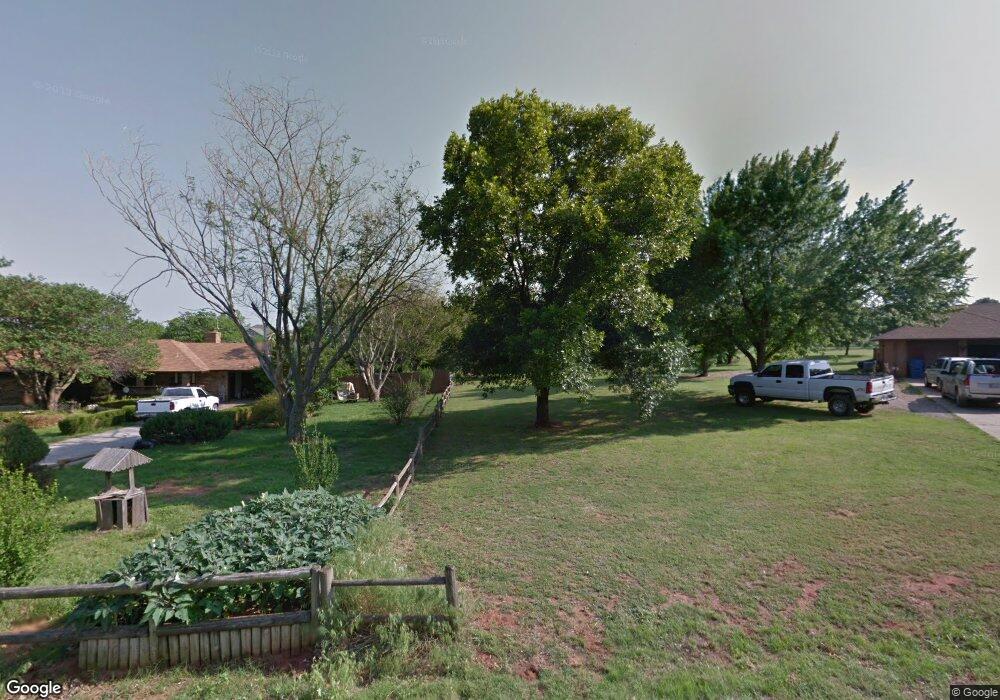 5910 Commander Ln, Tuttle, OK 73089 - photo 1