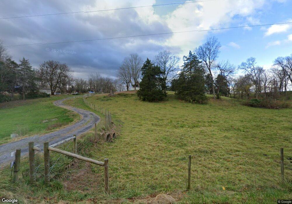 948 Harman Rd, Maurertown, VA 22644 - photo 1