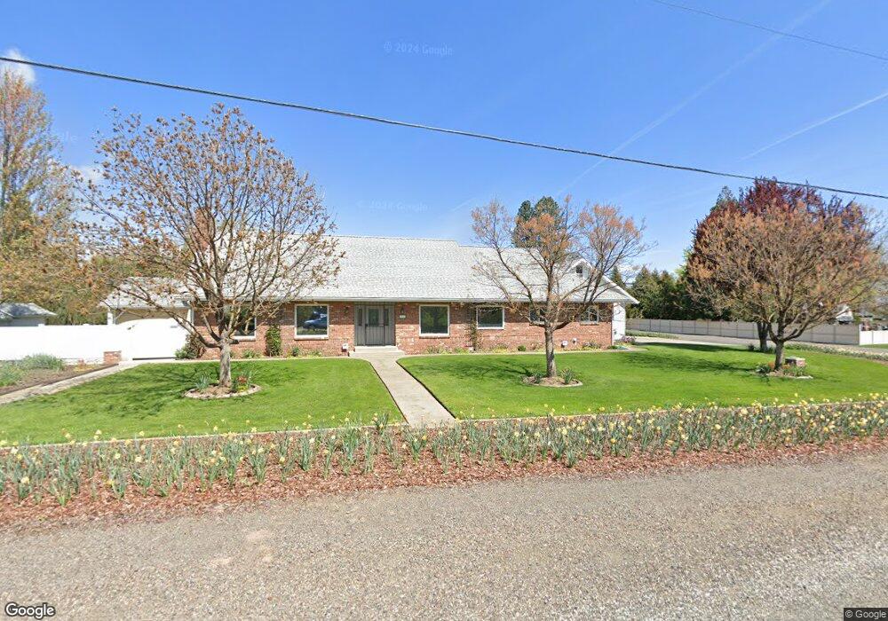 2910 Larch Ave, Central Point, OR 97502 - photo 1