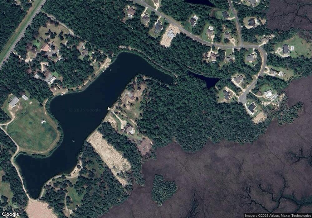 595 Maryanne Lake Cir, Brunswick, GA 31523 - photo 1