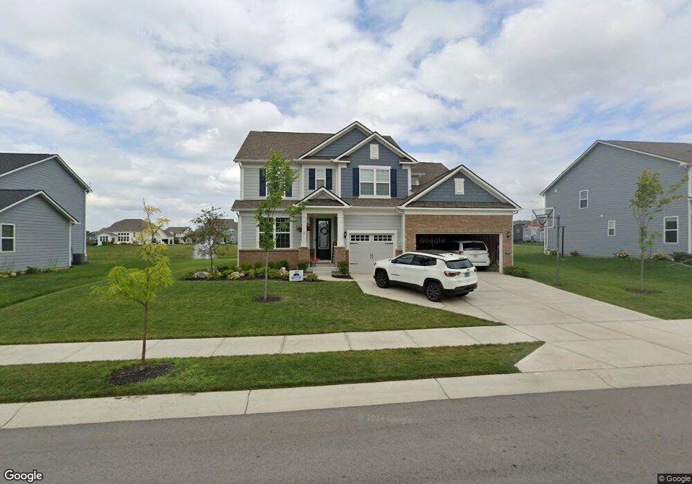 12928 Deer Bank Rd, Fishers, IN 46037 - photo 1