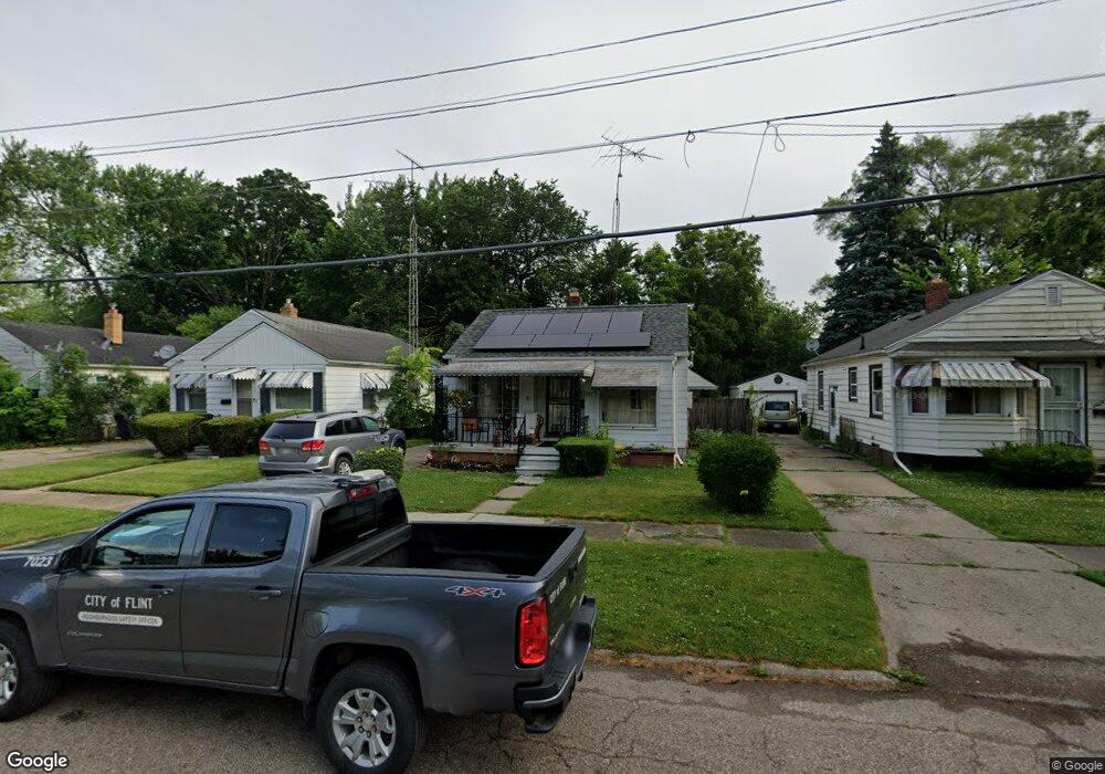 2601 Ohio Ave, Flint, MI 48506 - photo 1