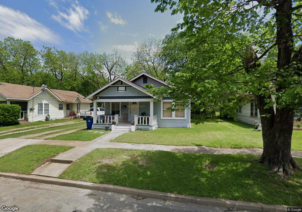 1102 N Mckinney St, Ennis, TX 75119 - photo 1