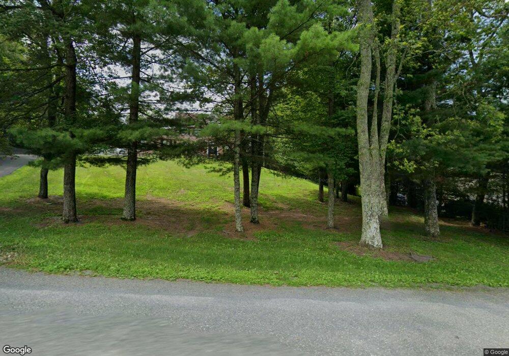 20 Chipperfield Dr, Effort, PA 18330 - photo 1