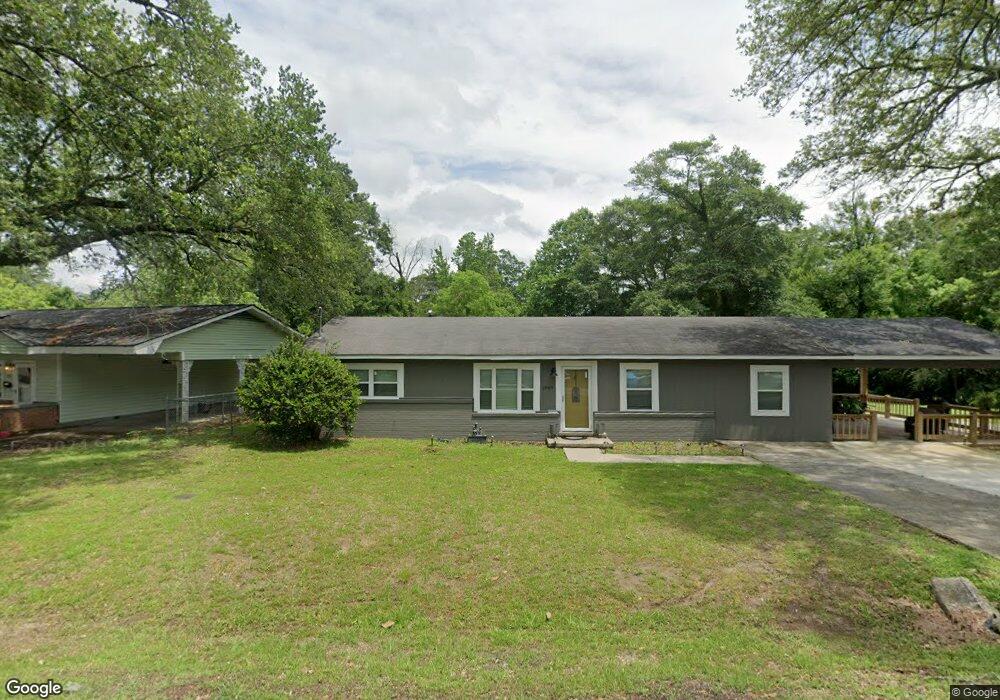 1946 Gladiolus Dr, Laurel, MS 39440 - photo 1