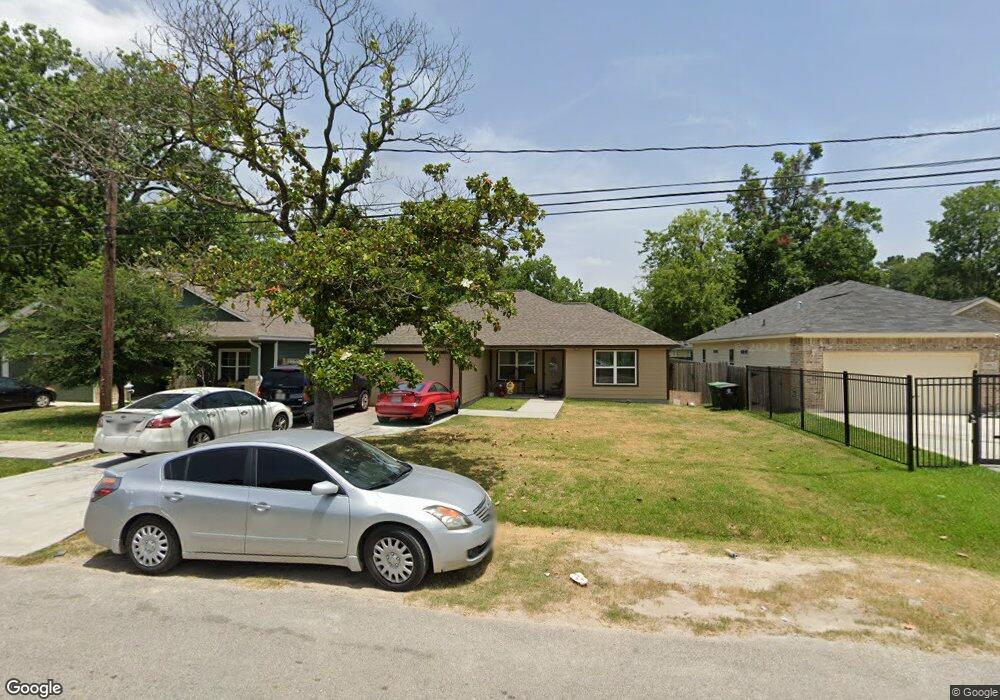942 Conklin St, Houston, TX 77088 - photo 1