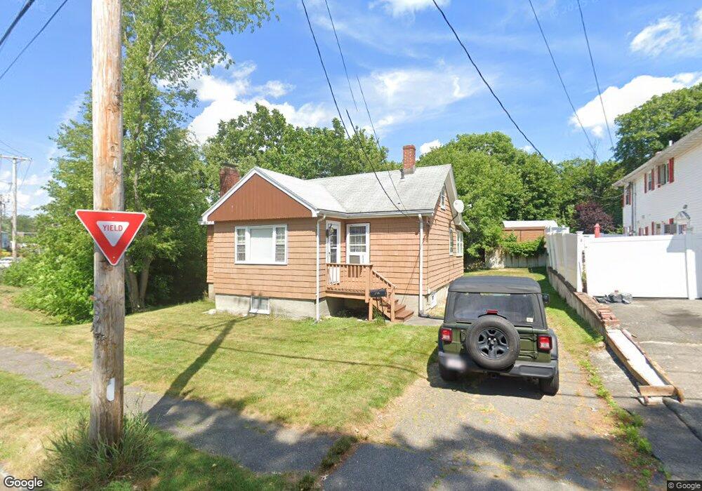 132 Vine St, Saugus, MA 01906 - photo 1