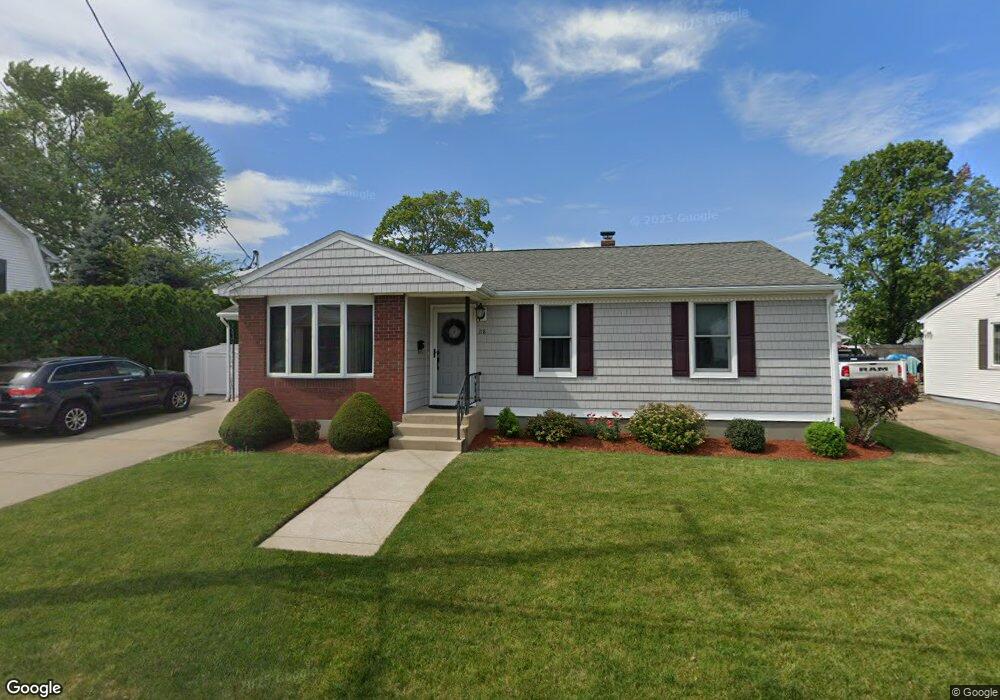118 Ferris St, Pawtucket, RI 02861 - photo 1