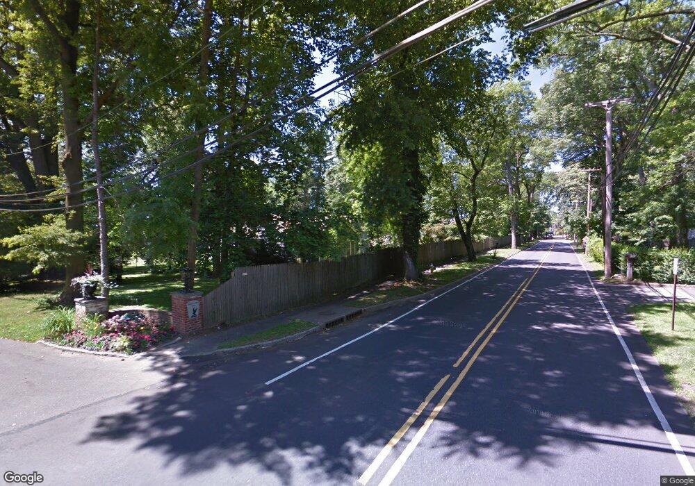 27 Gulls Cove, Manhasset, NY 11030 - photo 1