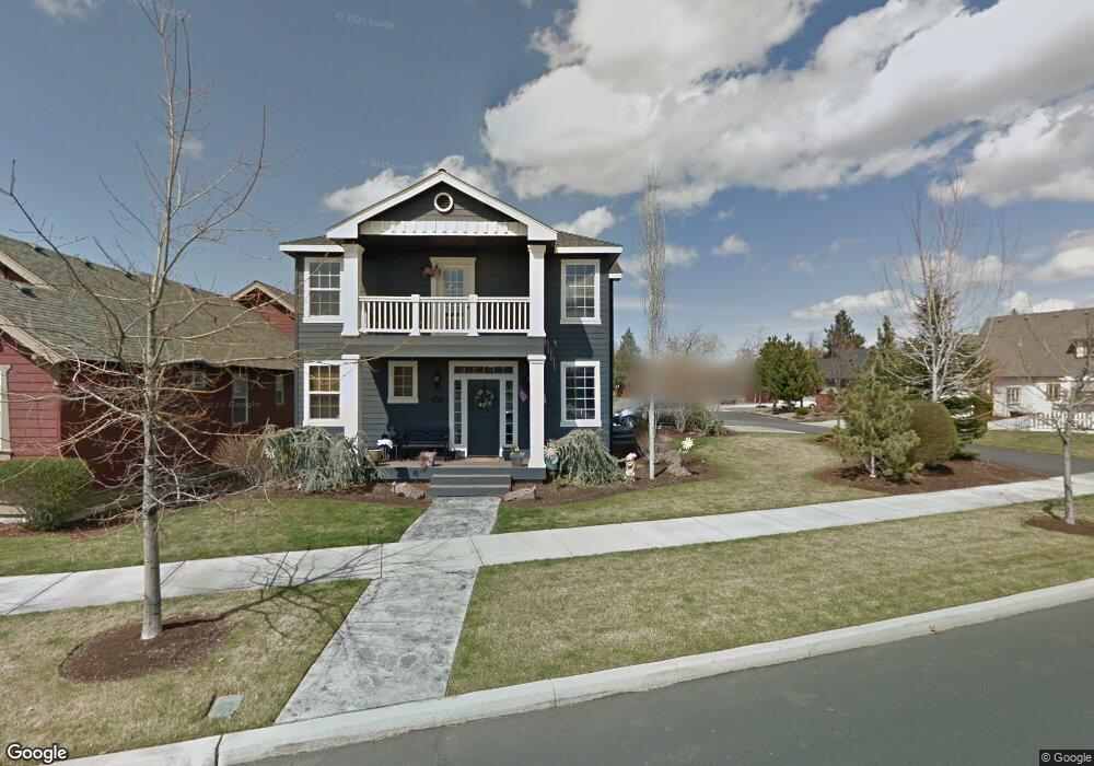 1513 NW Jackpine Ave, Redmond, OR 97756 - photo 1