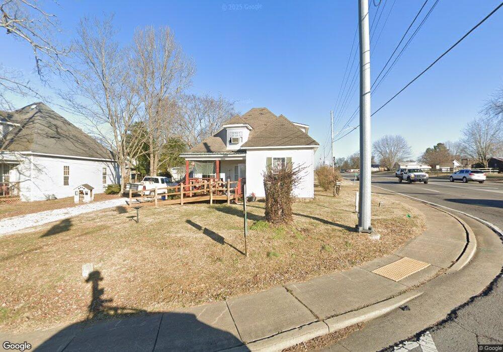 504 S Russell St, Portland, TN 37148 - photo 1