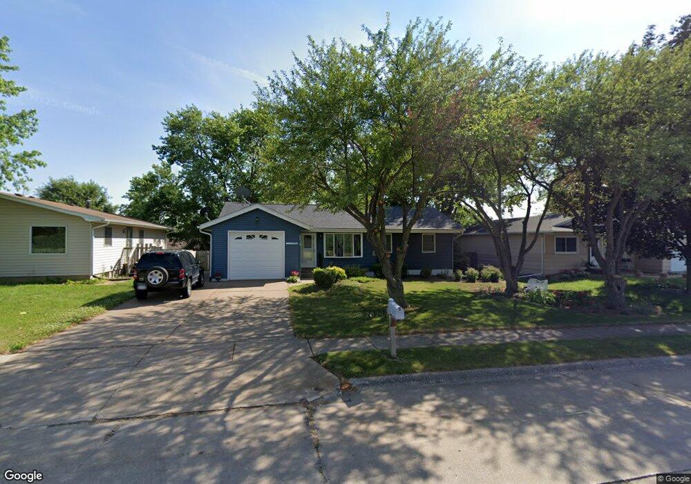 6510 Hoover Rd, Davenport, IA 52806 - photo 1