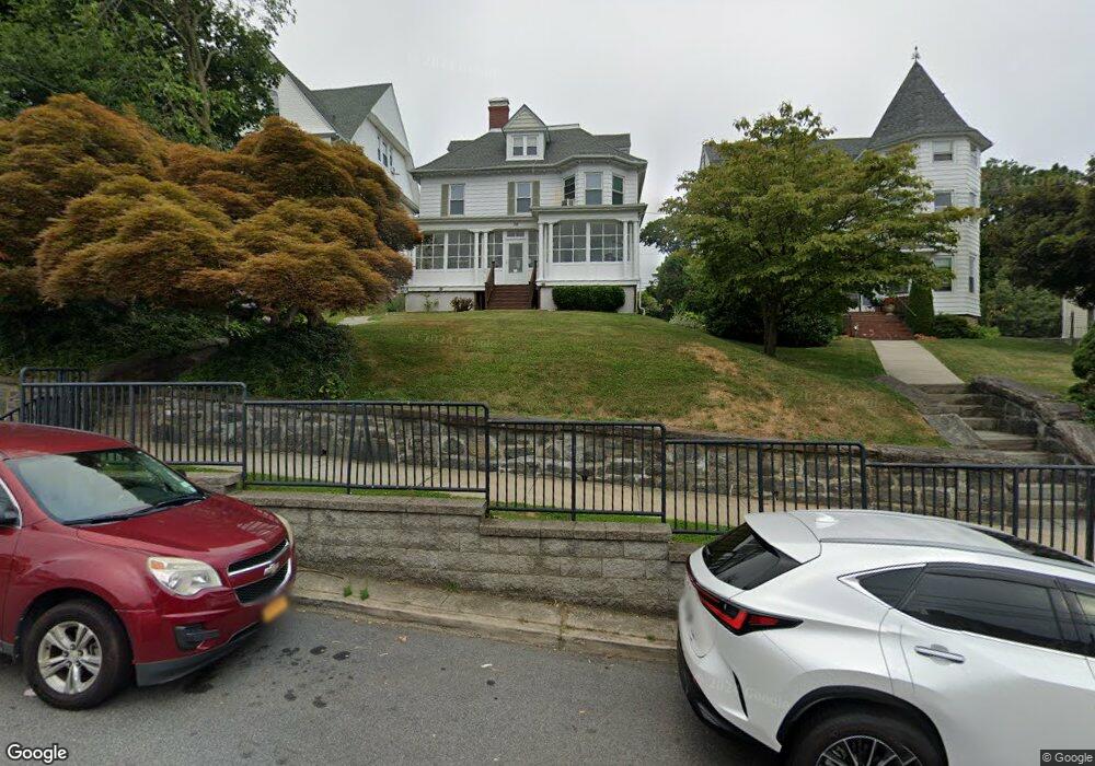 36 Soundview St, Port Chester, NY 10573 - photo 1