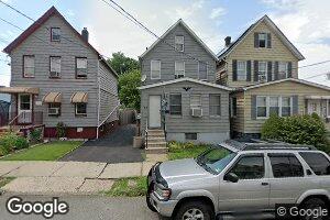 35 Charles St, Carteret, NJ 07008