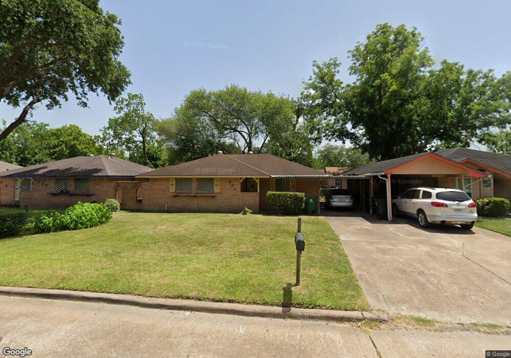 831 Grenshaw St, Houston, TX 77088 - photo 1