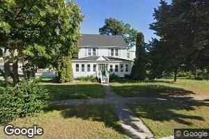 620 Michigan Ave, Gladstone, MI 49837