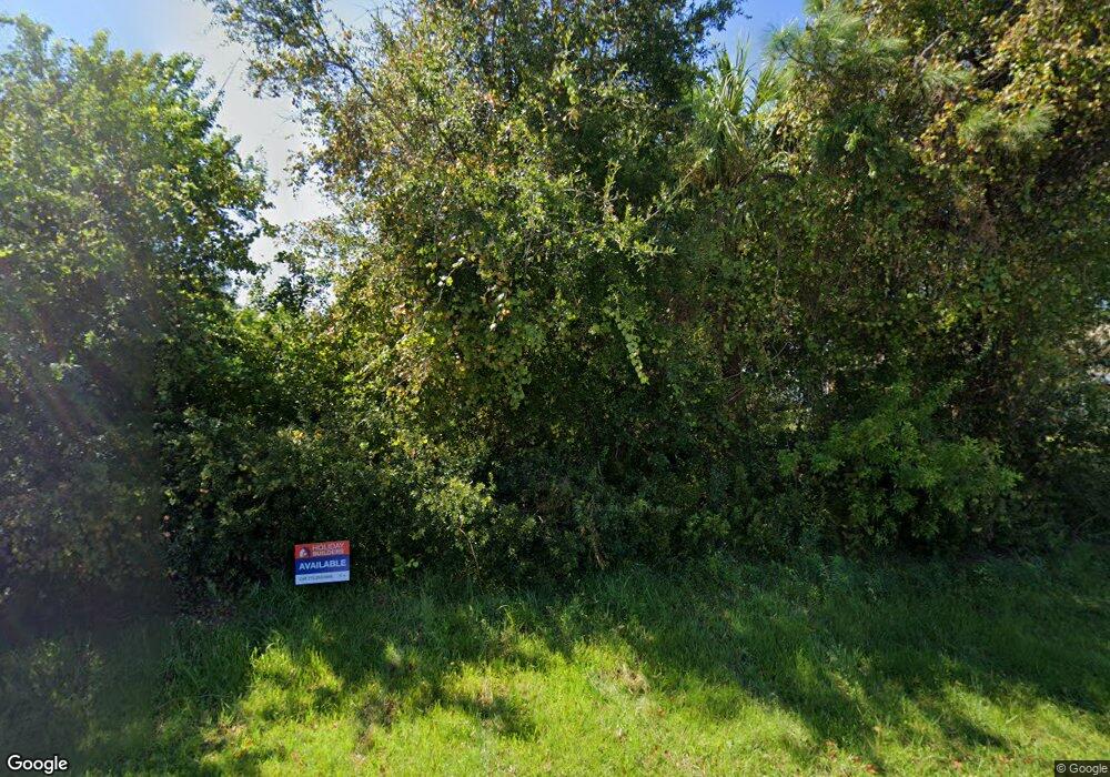 1014 Guava St, Sebastian, FL 32958 - photo 1