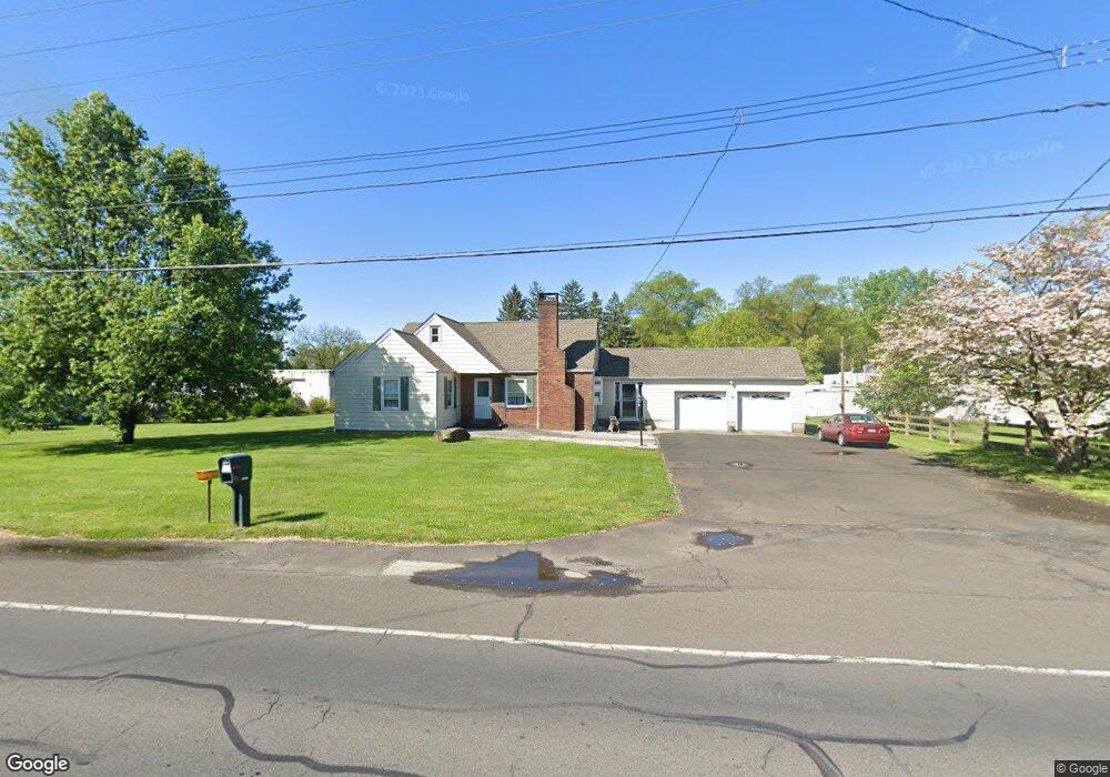 2335 Edgely Rd, Levittown, PA 19057 - photo 1