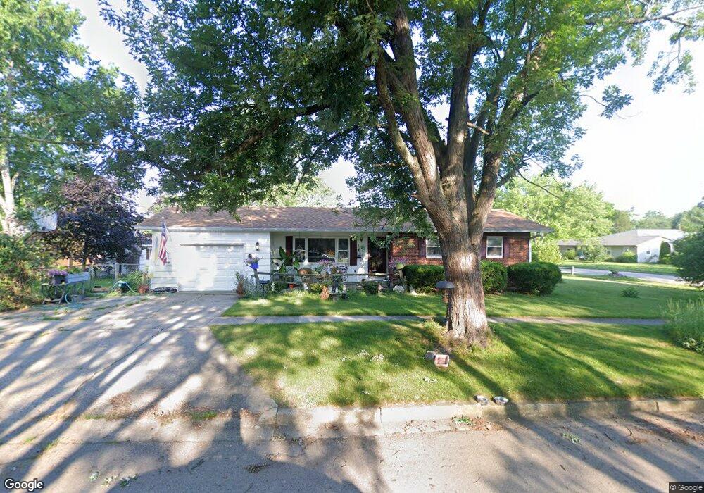 609 Hickory St, Three Oaks, MI 49128 - photo 1