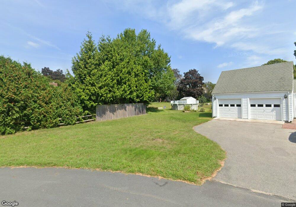 8 Valentine Cir, Barrington, RI 02806 - photo 1