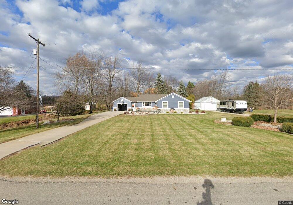 3373 E Siebert Rd, Midland, MI 48642 - photo 1