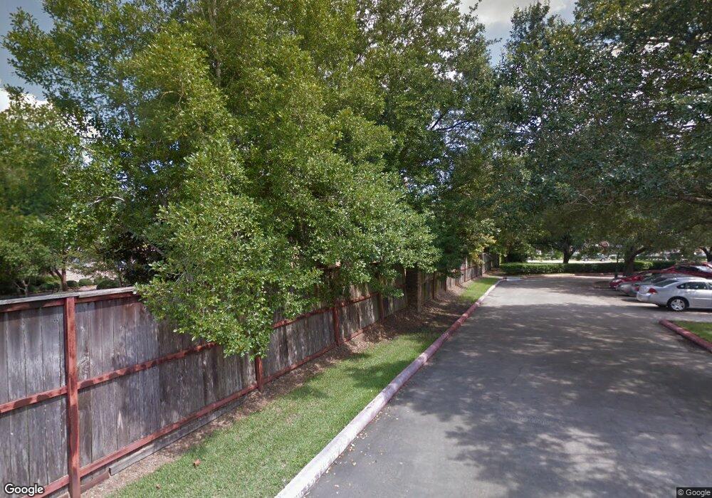 501 Victoria Way, Friendswood, TX 77546 - photo 1