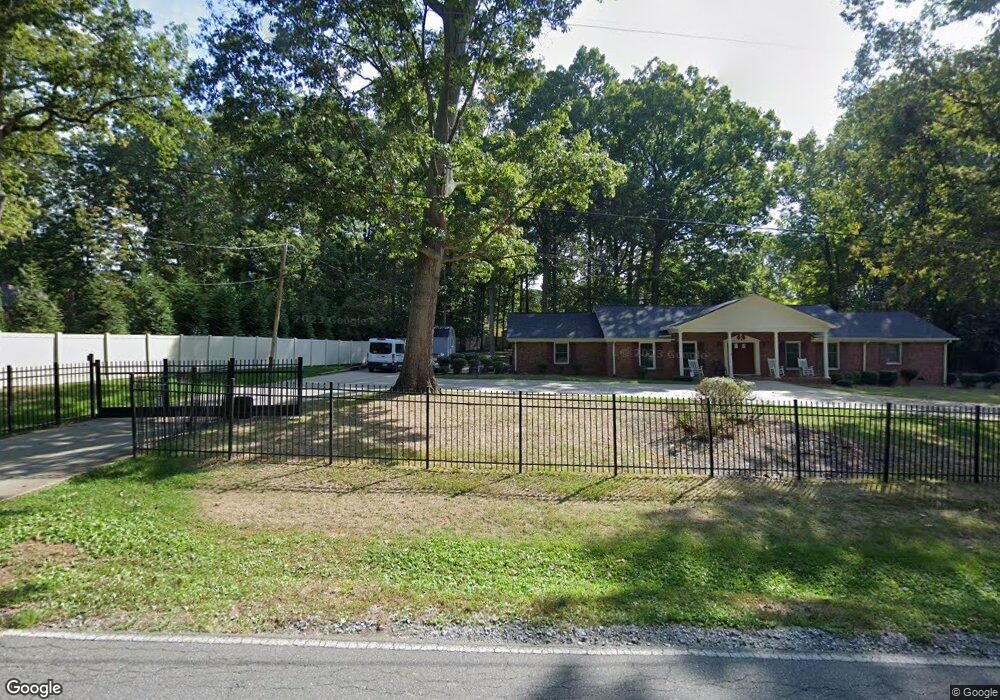 273 Saint Andrews Rd, Statesville, NC 28625 - photo 1