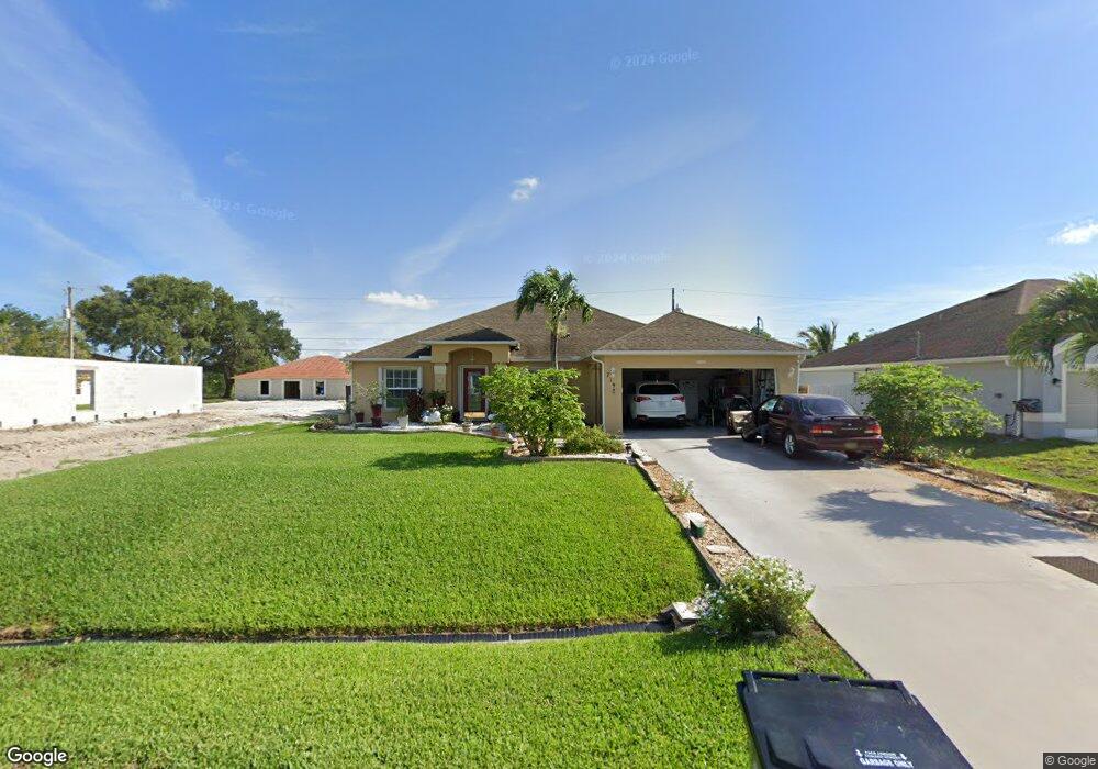 719 SW Hoffenberg Ave, Port Saint Lucie, FL 34953 - photo 1