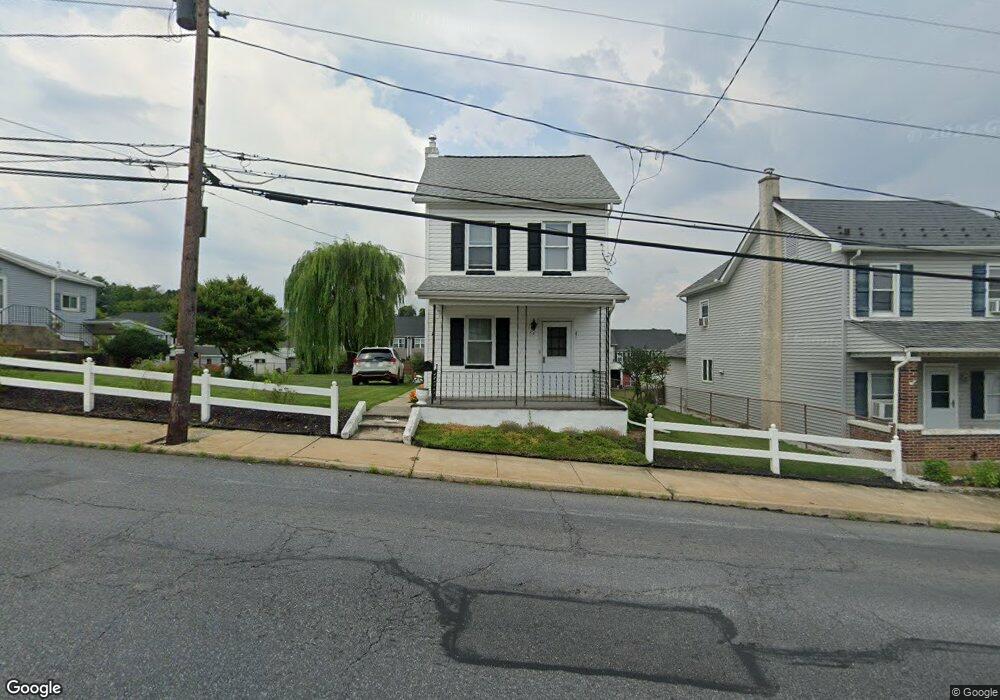 2005 Pine St, Whitehall, PA 18052 - photo 1