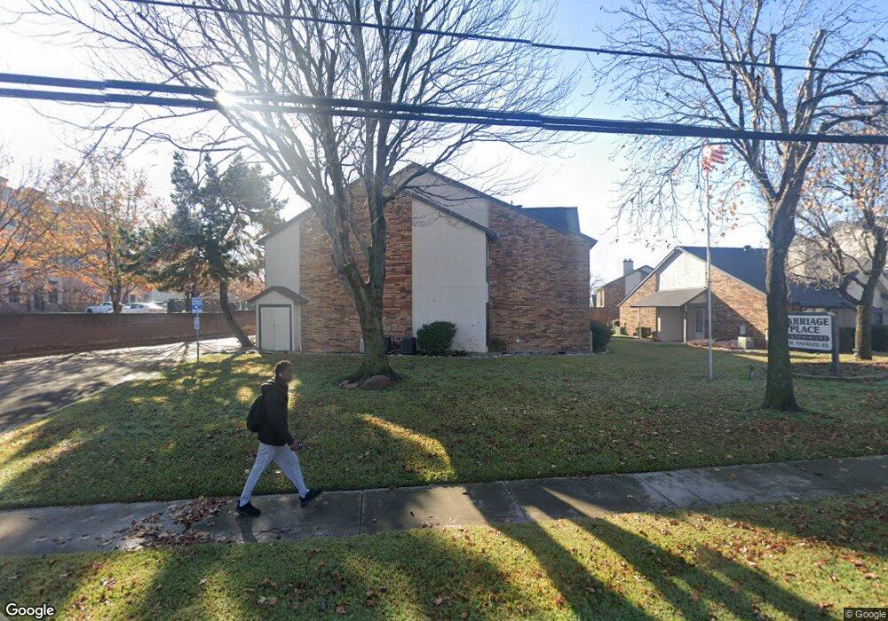 813 W Harwood Rd unit 827, Hurst, TX 76054 - photo 1