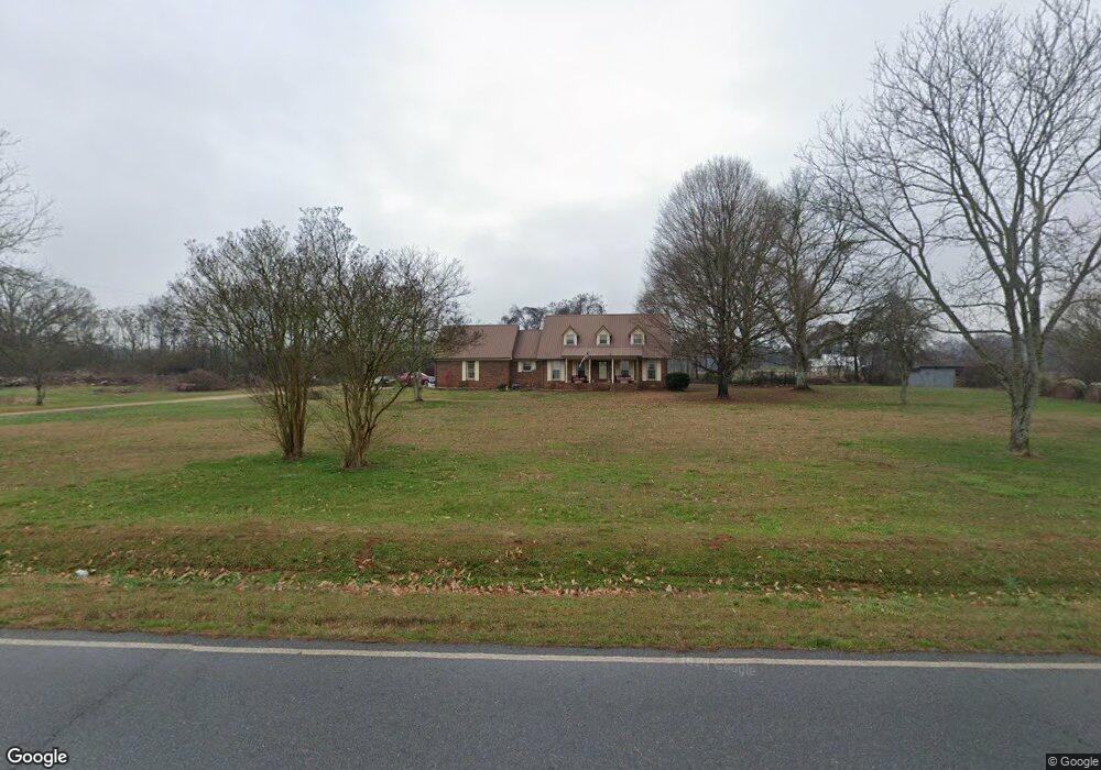 1369 Storey Ln, Jefferson, GA 30549 - photo 1