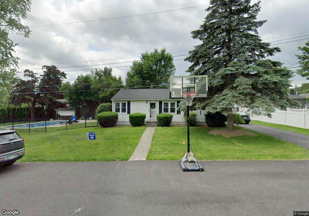 4 Philip Ct, Latham, NY 12110 - photo 1