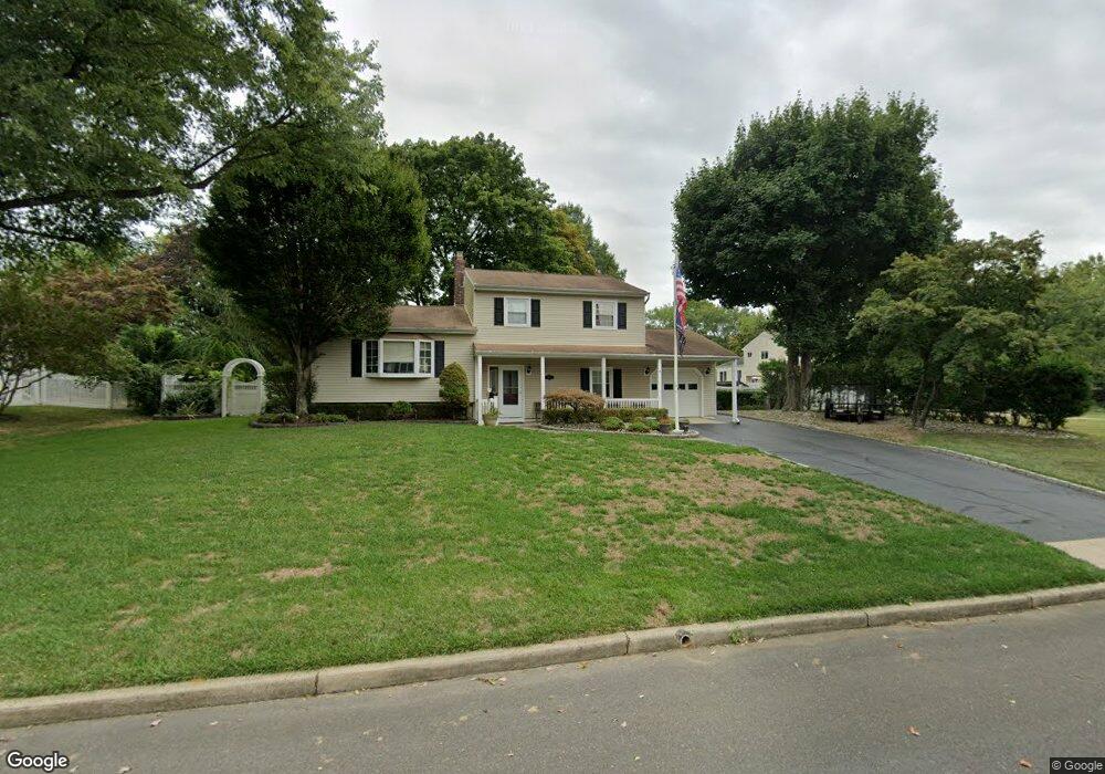 525 Roxbury Rd, Belford, NJ 07718 - photo 1