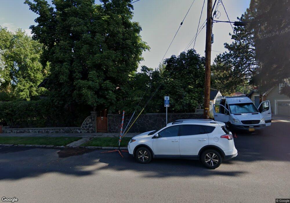 912 NW Riverside Blvd, Bend, OR 97703 - photo 1