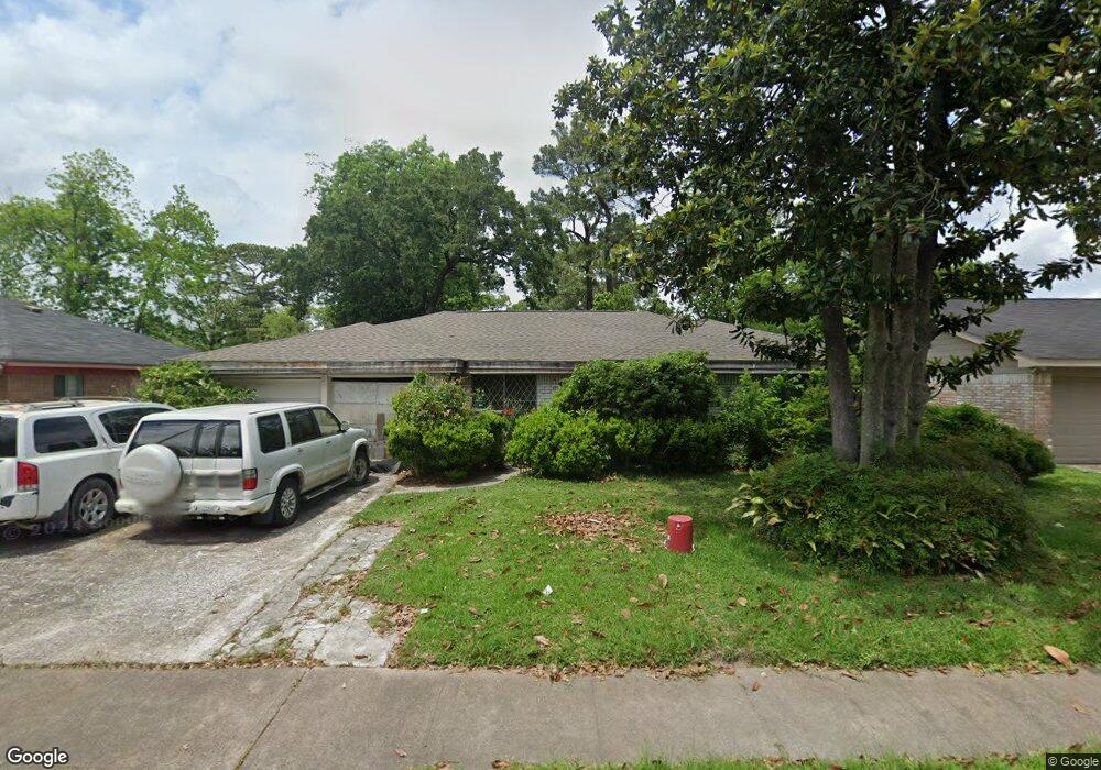 7637 Parker Rd, Houston, TX 77016 - photo 1