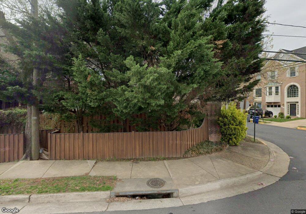 3424 Diehl Ct, Falls Church, VA 22041 - photo 1