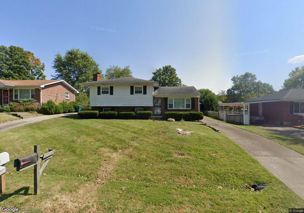 8115 Ardenia Ln, Louisville, KY 40228 - photo 1