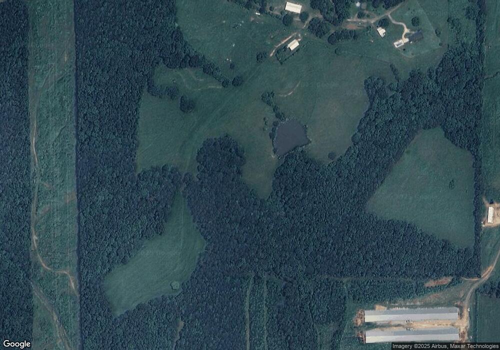 309 Lake Cir, Carrollton, GA 30116 - photo 1